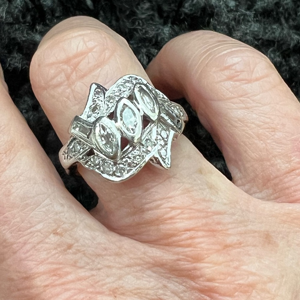 Vintage EREV Harold Freeman 14K Gold Diamond Ring